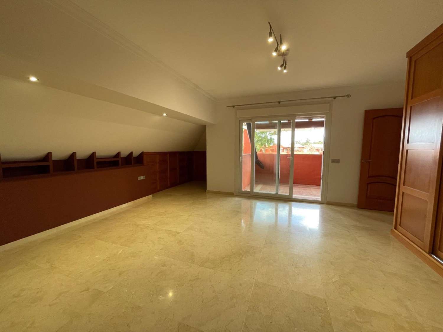VENTA FANTASTICO ATICO-DUPLEX 3 DORMITORIOS EN MIJAS GOLF