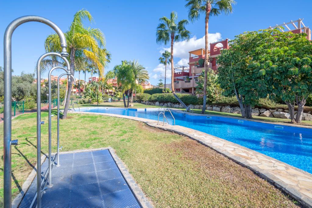 ALQUILER DE LARGA TEMPORADA - RESERVA DE MARBELLA - 2 D - BAJO CON JARDIN