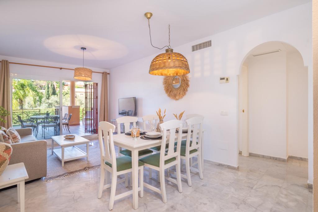 ALQUILER DE LARGA TEMPORADA - RESERVA DE MARBELLA - 2 D - BAJO CON JARDIN