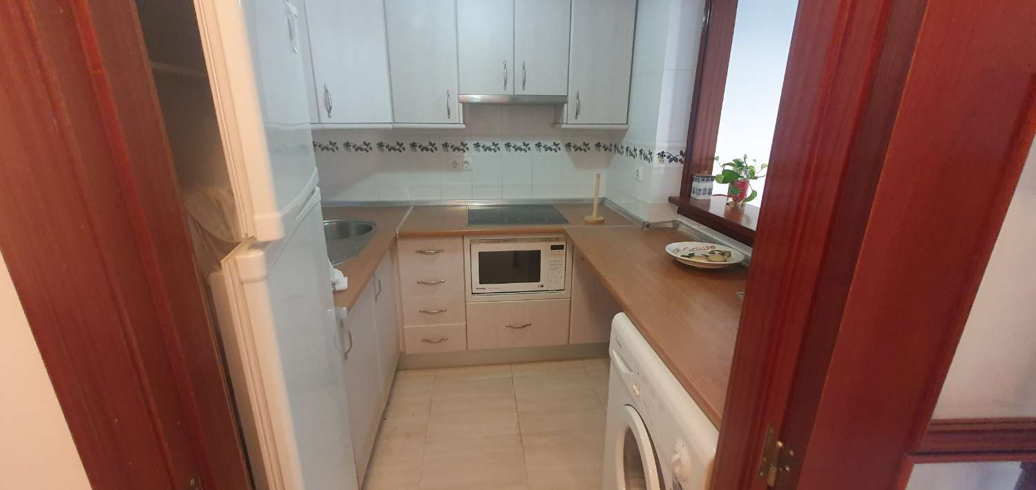VENTA PISO CENTRICO EN FUENGIROLA