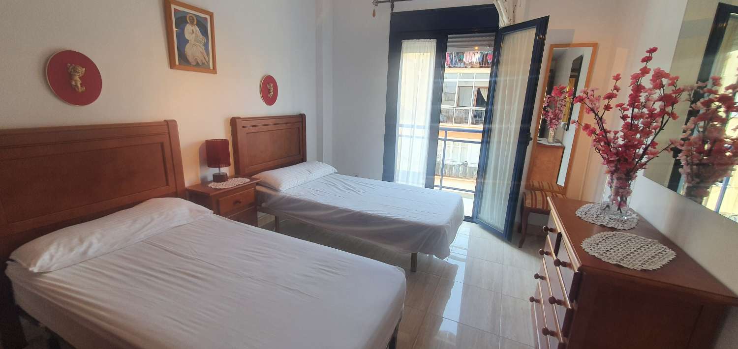 VENTA PISO CENTRICO EN FUENGIROLA